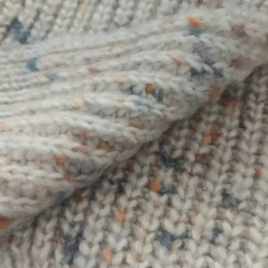 China Yarn for Ladies Vest (Sweater),Men’s Vest (Sweater),Open Cardigan (Sweater),Full-Zipper Cardigan (Sweater),Half-Zipper Cardigan (Sweater),Shirt Long Sleeve Button (Sweater) Air Spun Yarn Fancy Yarn Acrylic Cotton Wool neon color buy from China wholesaler bulk order at wholesale price free worldwide shipping Alibaba