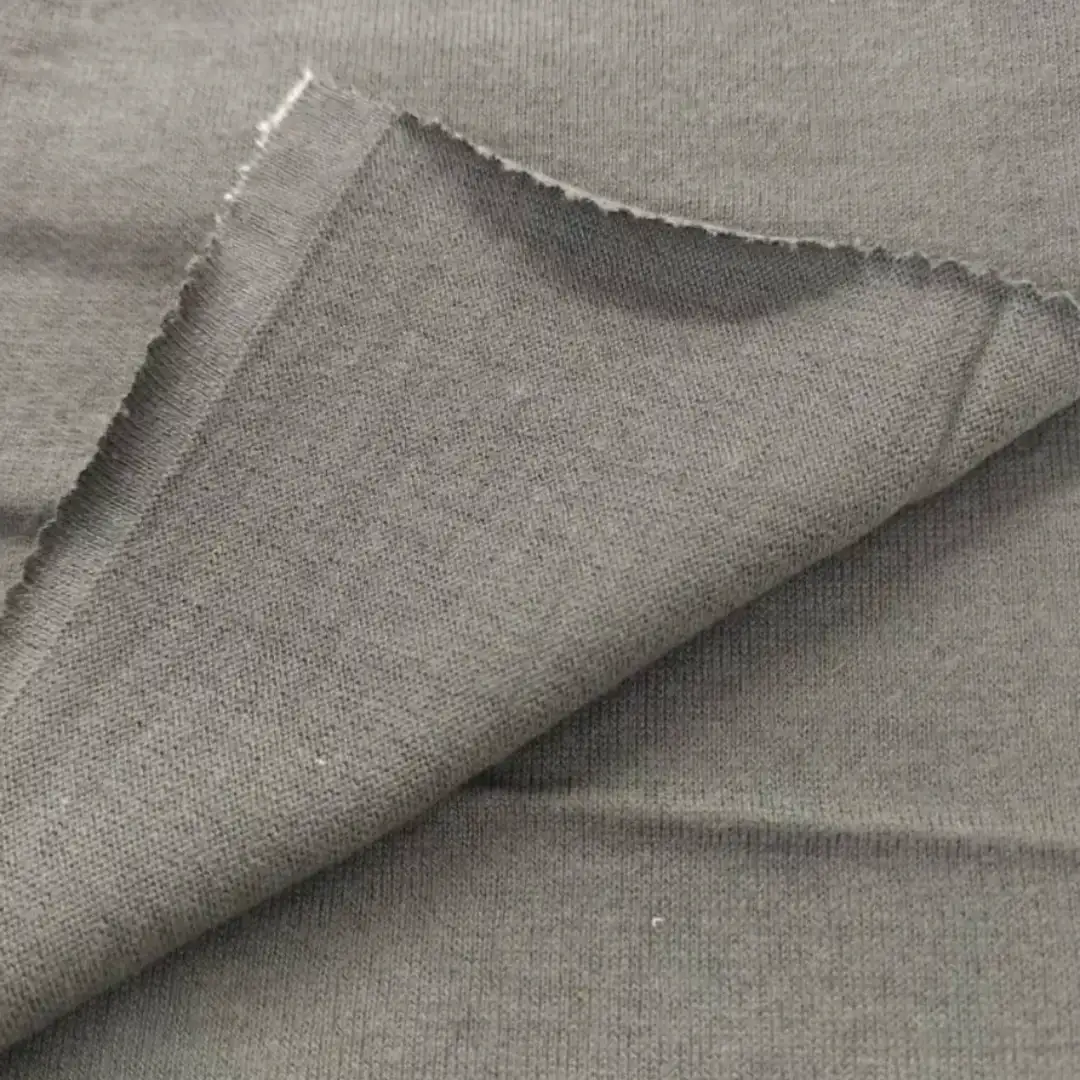 China Yarn for Open Cardigan (Sweater),Full-Zipper Cardigan (Sweater),Half-Zipper Cardigan (Sweater),Shirt Long Sleeve Zipper (Sweater) Semi-Worsted Spun Regular Yarn Cotton Silk white，green color buy from China wholesaler bulk order at wholesale price free worldwide shipping Alibaba