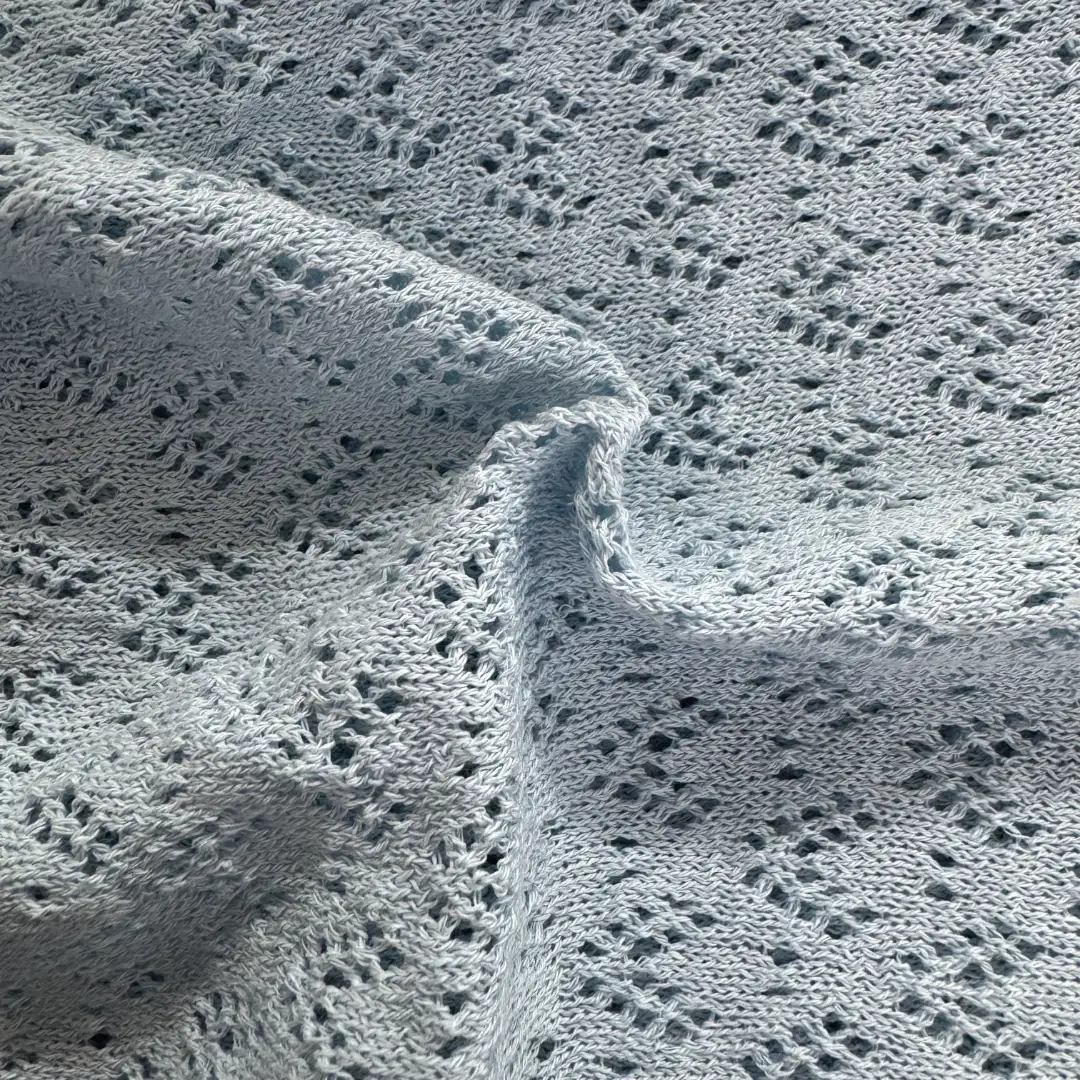 China Yarn for Ladies Vest (Sweater),Men’s Vest (Sweater),Crew Neck Pullover (Sweater),Crop Top Pullover (Sweater),T-shirt (Sweater) Ring Spun Regular Yarn Paper Cotton Polyester Blue color buy from China wholesaler bulk order at wholesale price free worldwide shipping Alibaba