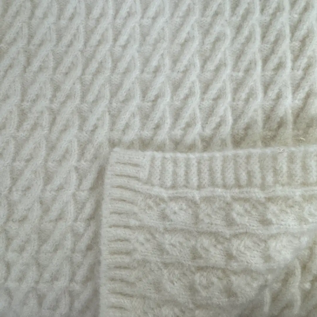 China Yarn for Ladies Vest (Sweater),Men’s Vest (Sweater),Open Cardigan (Sweater),Half-Zipper Cardigan (Sweater),Round Neck Pullover (Sweater),Crew Neck Pullover (Sweater),Crop Top Pullover (Sweater) Mossy Yarn Fancy Yarn Polyester Acrylic Nylon Wool Cream color buy from China wholesaler bulk order at wholesale price free worldwide shipping Alibaba