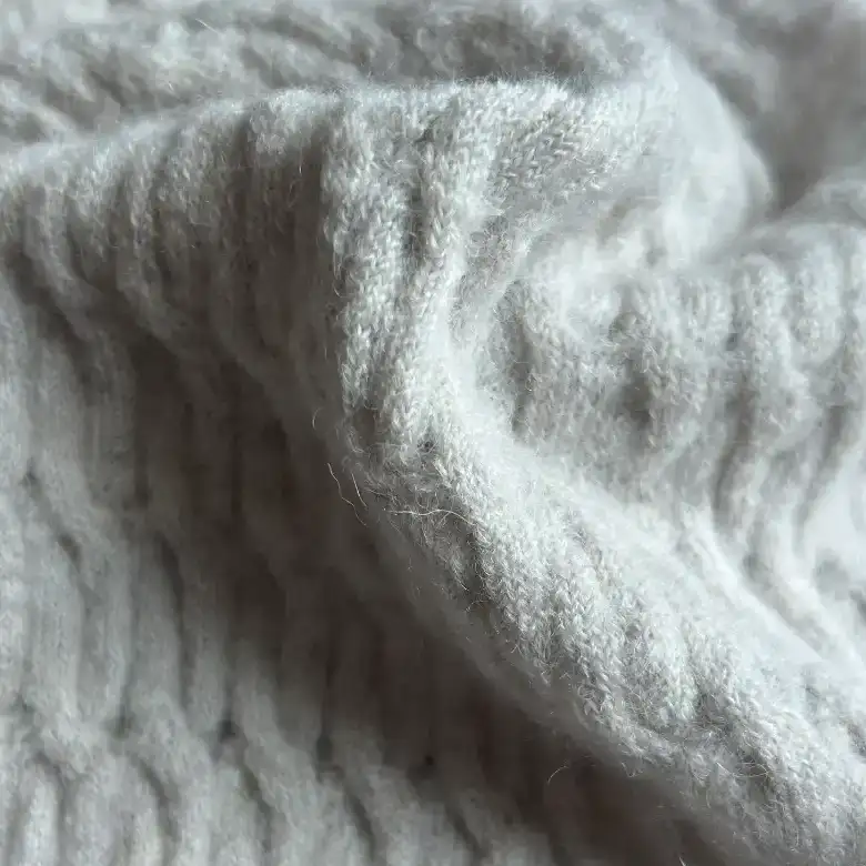 China Yarn for Ladies Vest (Sweater),Men’s Vest (Sweater),Open Cardigan (Sweater),Shirt Half Sleeve Button (Sweater),Round Neck Pullover (Sweater),Women's Pants (Sweater) Mossy Yarn Fancy Yarn Alpaca Nylon Merino Wool Spandex 灰白 color buy from China wholesaler bulk order at wholesale price free worldwide shipping Alibaba