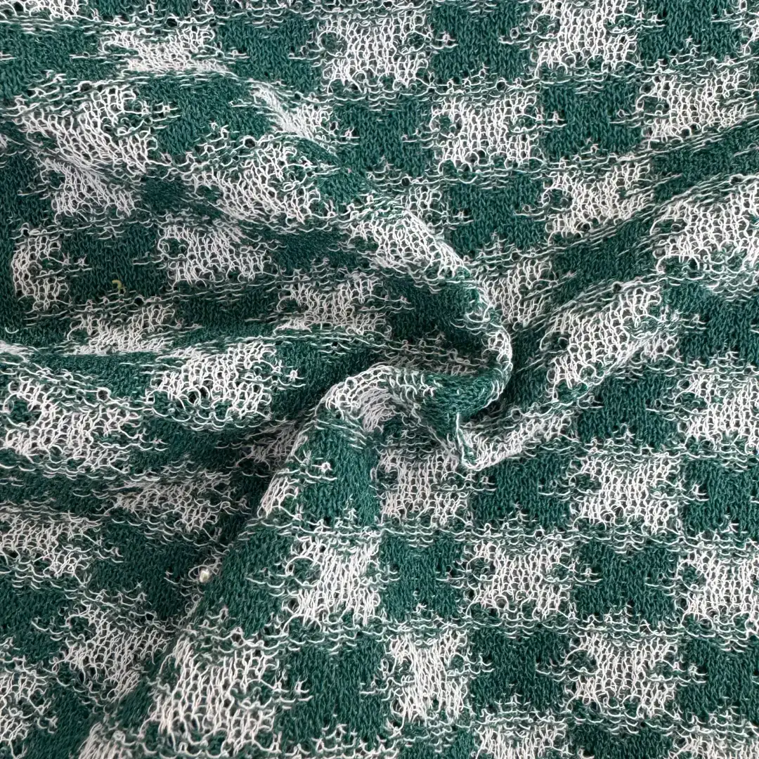 China Yarn for T-shirt (Sweater),Polo T-shirt (Sweater),Hoodie  (Sweater) Semi-Worsted Spun Regular Yarn Polyester Nylon Green,  white color buy from China wholesaler bulk order at wholesale price free worldwide shipping Alibaba