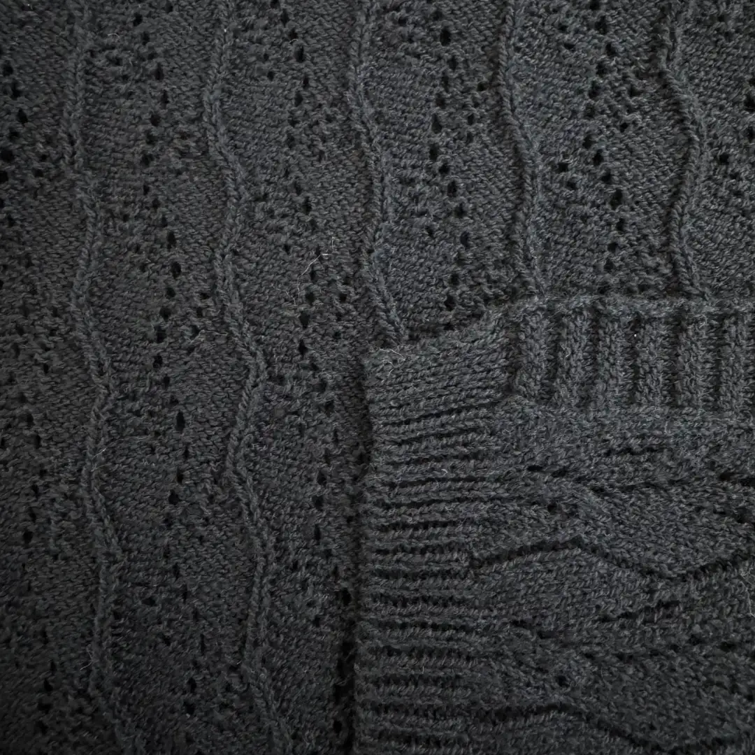 China Yarn for Ladies Vest (Sweater),Men’s Vest (Sweater),Open Cardigan (Sweater),Full-Zipper Cardigan (Sweater),Shirt Long Sleeve Button (Sweater),Crew Neck Pullover (Sweater),Hoodie  (Sweater) Ring Spun Regular Yarn BCI Cotton Linen Navy color buy from China wholesaler bulk order at wholesale price free worldwide shipping Alibaba