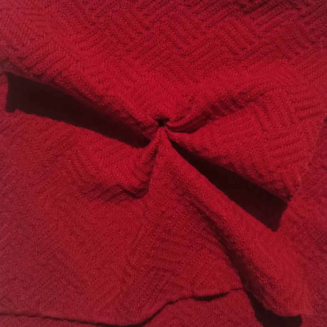 China Yarn for Ladies Vest (Sweater),Round Neck Pullover (Sweater),Polo T-shirt (Sweater),Kids Crew-Neck Cardigan (Sweater),Kids Bow Tie-Front Vest (Sweater),Roll Neck Jumper (Sweater) Ring Spun Regular Yarn BCI Cotton Polyester Spun Silk Red color buy from China wholesaler bulk order at wholesale price free worldwide shipping Alibaba