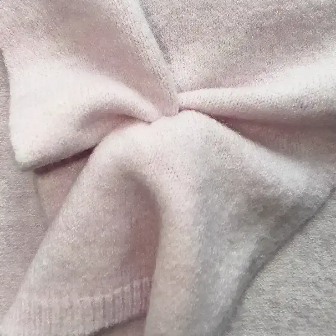 China Yarn for Open Cardigan (Sweater),Full-Zipper Cardigan (Sweater),Half-Zipper Cardigan (Sweater) Mossy Yarn Fancy Yarn Acrylic Nylon Wool Pink/Grey color buy from China wholesaler bulk order at wholesale price free worldwide shipping Alibaba