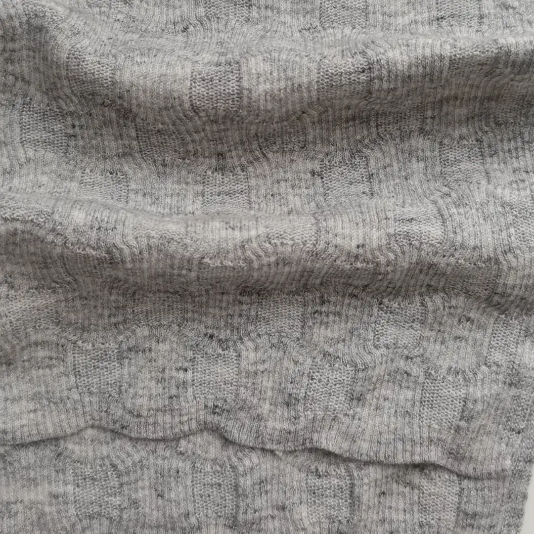 China Yarn for Ladies Vest (Sweater),Men’s Vest (Sweater),Round Neck Pullover (Sweater),Crew Neck Pullover (Sweater),Kids Crew-Neck Cardigan (Sweater),Roll Neck Jumper (Sweater) Ring Spun Regular Yarn Cotton Grey Mel color buy from China wholesaler bulk order at wholesale price free worldwide shipping Alibaba