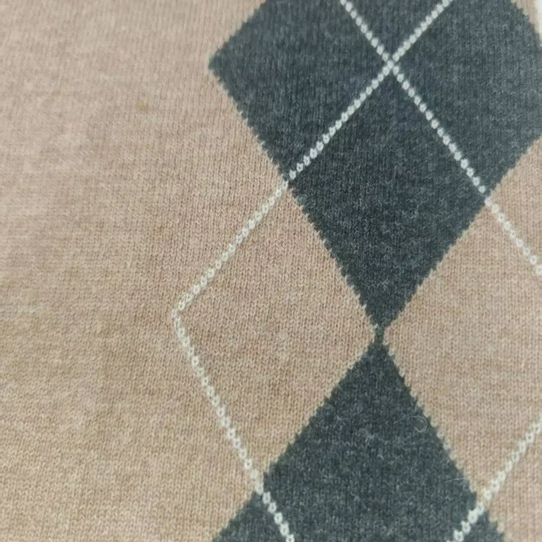 China Yarn for Full-Zipper Cardigan (Sweater),Half-Zipper Cardigan (Sweater),Shirt Long Sleeve Button (Sweater),Polo T-shirt (Sweater) Semi-Worsted Spun Regular Yarn Wool brown color buy from China wholesaler bulk order at wholesale price free worldwide shipping Alibaba