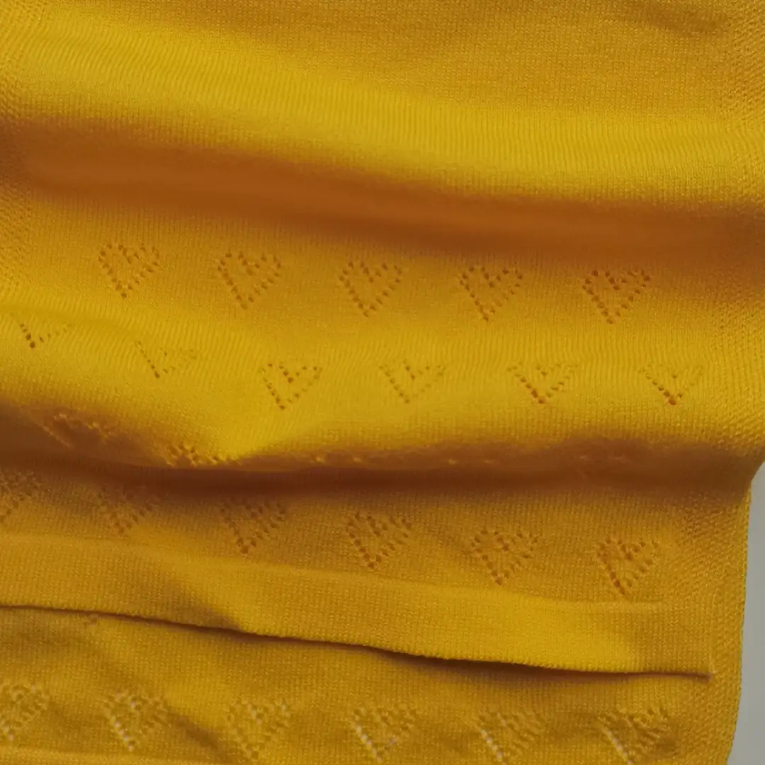 China Yarn for Ladies Vest (Sweater),Men’s Vest (Sweater),Shirt Half Sleeve Zipper (Sweater),Polo T-shirt (Sweater),Kids Crew-Neck Cardigan (Sweater),Roll Neck Jumper (Sweater),V-Neck Button Up Cardigan (Sweater) Vortex Spun Regular Yarn Viscose Polyester Yellow color buy from China wholesaler bulk order at wholesale price free worldwide shipping Alibaba