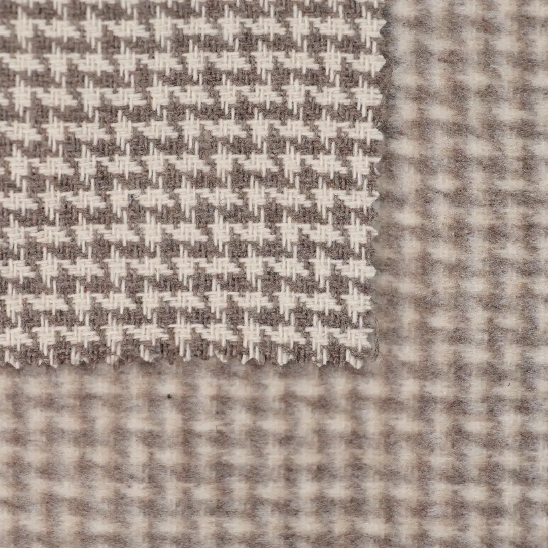 China Fabric for Trench Coat,Overcoat Yarn Dyed Check Woven Blended Fabric Polyester LIGHT COFFEE color buy from China wholesaler bulk order at wholesale price free worldwide shipping Alibaba