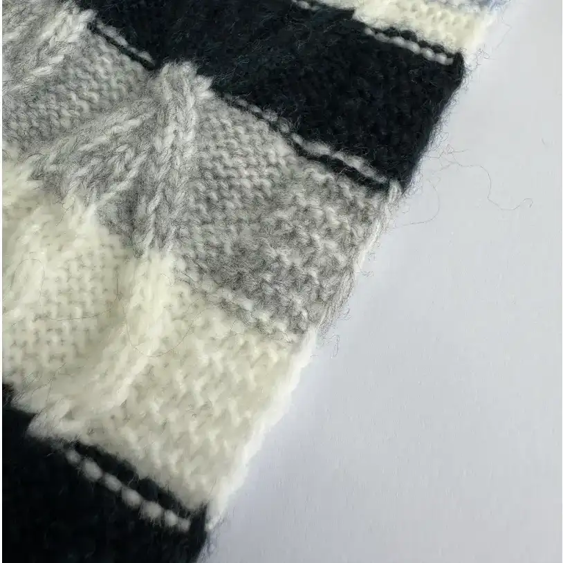 China Yarn for Ladies Vest (Sweater),Men’s Vest (Sweater) Air Spun Yarn Fancy Yarn Recycled Polyester Acrylic Blue and White color buy from China wholesaler bulk order at wholesale price free worldwide shipping Alibaba