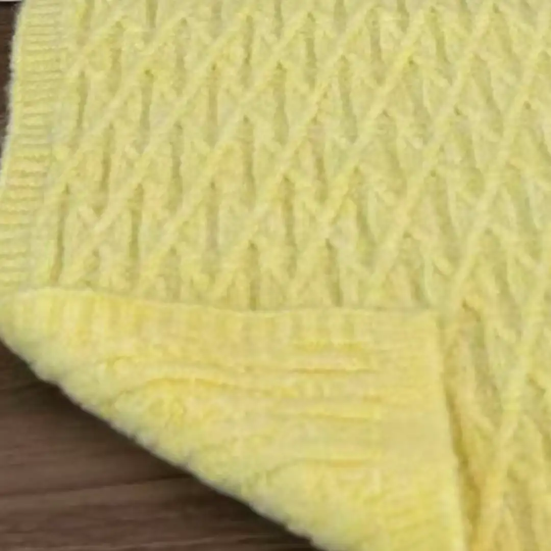 China Yarn for Open Cardigan (Sweater),Polo T-shirt (Sweater),Roll Neck Jumper (Sweater),Single Button Cardigan (Sweater Mossy Yarn Fancy Yarn Acrylic Cotton Nylon Recycled Polyester Spandex Yellow color buy from China wholesaler bulk order at wholesale price free worldwide shipping Alibaba