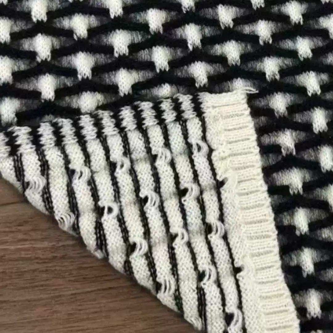 China Yarn for Open Cardigan (Sweater),Round Neck Pullover (Sweater),Roll Neck Jumper (Sweater),U-Neck Cardigan (Sweater) Cat Feather Yarn Fancy Yarn Acrylic White color buy from China wholesaler bulk order at wholesale price free worldwide shipping Alibaba