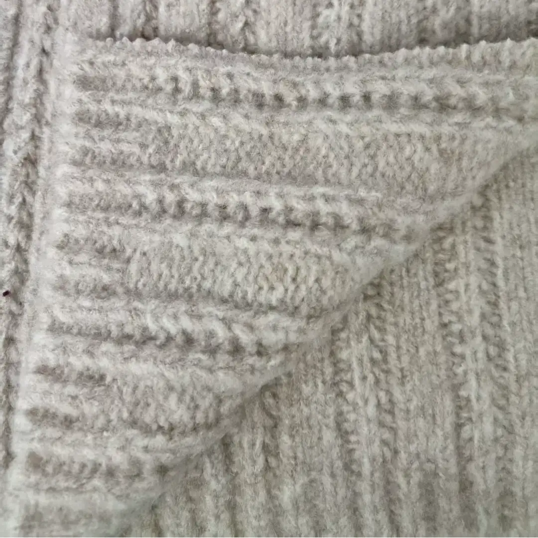 China Yarn for Ladies Vest (Sweater),Men’s Vest (Sweater),Open Cardigan (Sweater),Full-Zipper Cardigan (Sweater),Half-Zipper Cardigan (Sweater),Shirt Long Sleeve Button (Sweater) Mossy Yarn Fancy Yarn Recycled Polyester Acrylic RWS Wool Spandex Oatmeal color buy from China wholesaler bulk order at wholesale price free worldwide shipping Alibaba