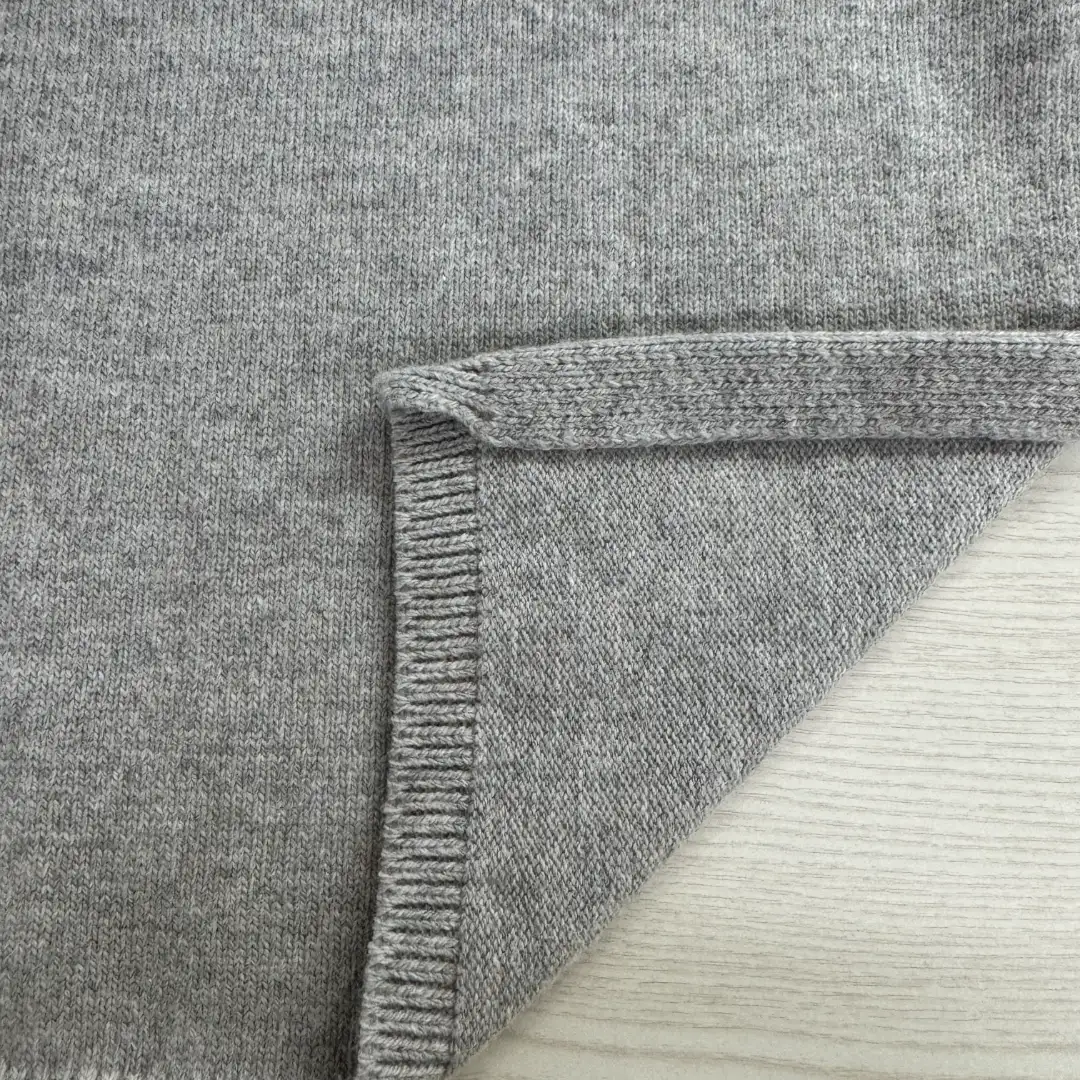 China Yarn for Ladies Vest (Sweater),Men’s Vest (Sweater),Open Cardigan (Sweater),Half-Zipper Cardigan (Sweater),Crew Neck Pullover (Sweater),Crop Top Pullover (Sweater) Core Spun Yarn Regular Yarn Cotton Nylon PBT gray color buy from China wholesaler bulk order at wholesale price free worldwide shipping Alibaba