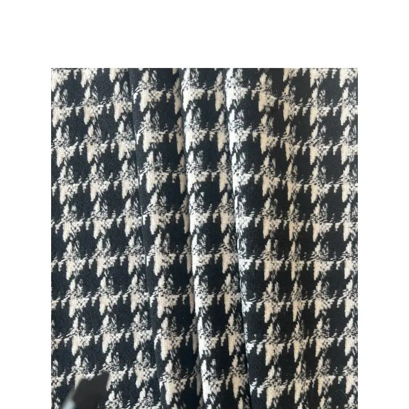 China Fabric for Blazer,Suit,Skirt Woolen Tweed Woolen 化纤 Wool 黑棕米白千鸟格 color buy from China wholesaler bulk order at wholesale price free worldwide shipping Alibaba