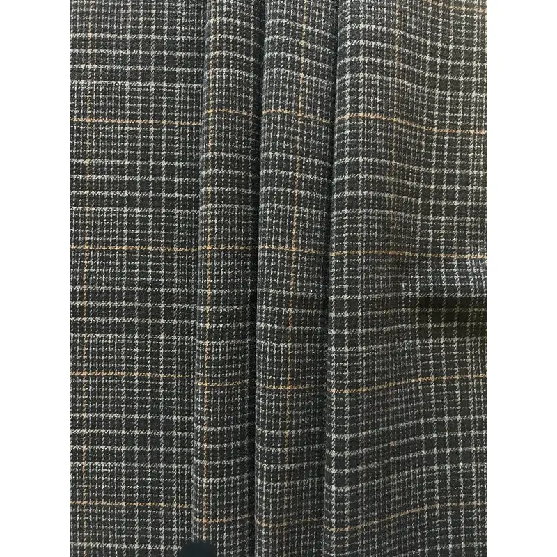 China Fabric for Blazer,Suit,Skirt Woolen Tweed Woolen 化纤 Wool 黑棕米白千鸟格 color buy from China wholesaler bulk order at wholesale price free worldwide shipping Alibaba
