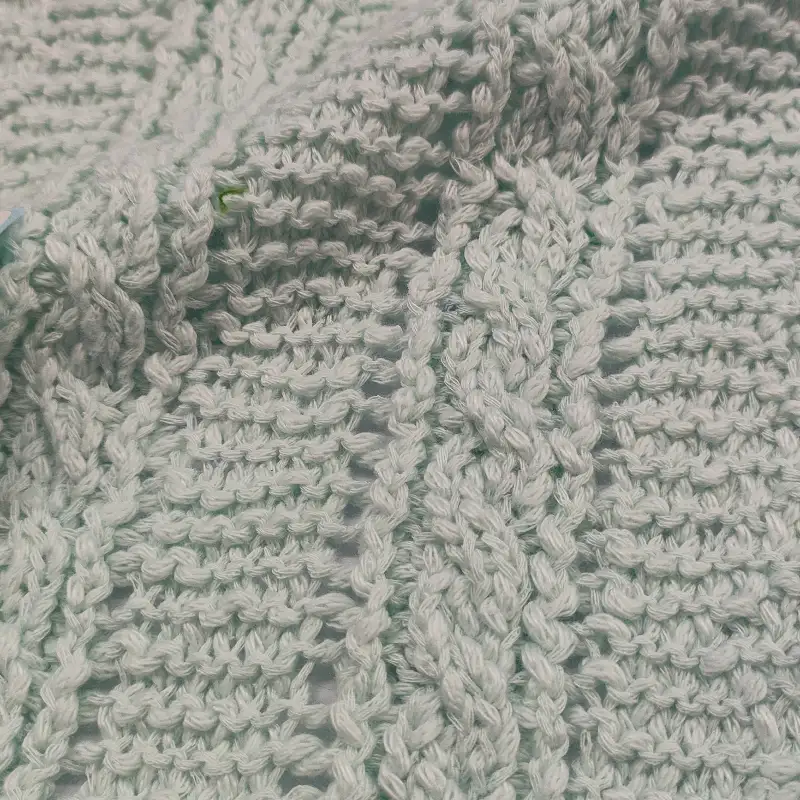 China Yarn for Open Cardigan (Sweater),Round Neck Pullover (Sweater),Crop Top Pullover (Sweater) Tubular Tape Yarn Fancy Yarn Eco Vero Lurex 金色 color buy from China wholesaler bulk order at wholesale price free worldwide shipping Alibaba