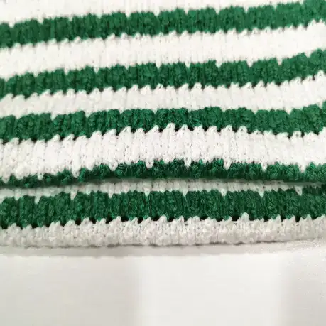 China Yarn for Ladies Vest (Sweater),Men’s Vest (Sweater),Round Neck Pullover (Sweater),Crew Neck Pullover (Sweater),Crop Top Pullover (Sweater) Slub Yarn Fancy Yarn BCI Cotton Acrylic 绿色/白色 color buy from China wholesaler bulk order at wholesale price free worldwide shipping Alibaba