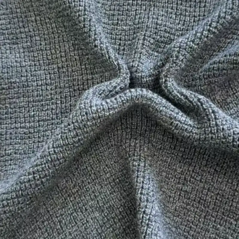 China Yarn for Round Neck Pullover (Sweater),Crew Neck Pullover (Sweater) Ring Spun Regular Yarn BCI Cotton Recycled Polyester Staple Fiber 蓝夹花 color buy from China wholesaler bulk order at wholesale price free worldwide shipping Alibaba