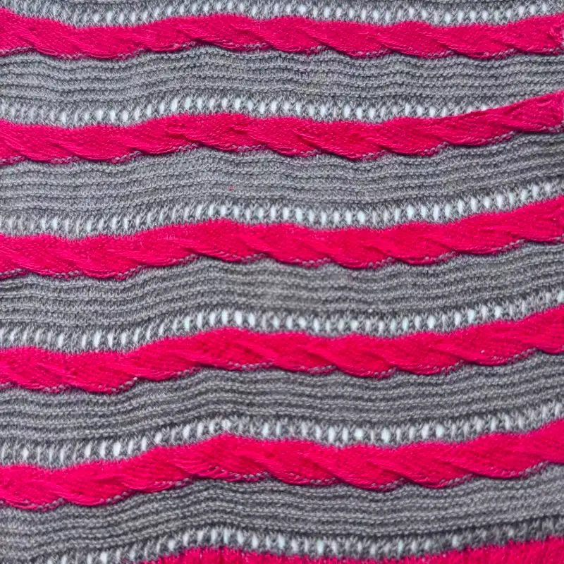 China Yarn for Ladies Vest (Sweater),Men’s Vest (Sweater),Half-Zipper Cardigan (Sweater),Shirt Half Sleeve Button (Sweater) Semi-Worsted Spun Regular Yarn Linen Cotton red color buy from China wholesaler bulk order at wholesale price free worldwide shipping Alibaba