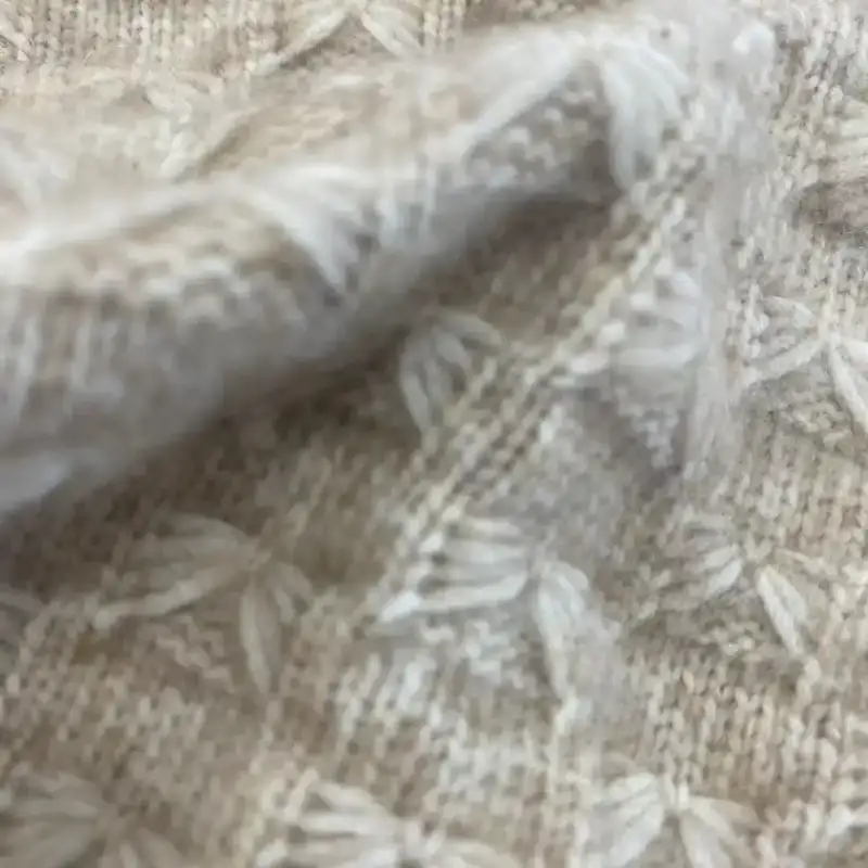 China Yarn for Open Cardigan (Sweater) Air Spun Yarn Fancy Yarn Recycled Polyester Acrylic Wool ECRU color buy from China wholesaler bulk order at wholesale price free worldwide shipping Alibaba