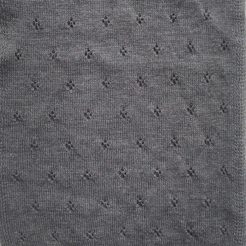 China Yarn for Ladies Vest (Sweater),Men’s Vest (Sweater),Open Cardigan (Sweater),Round Neck Pullover (Sweater) Worsted Spun Regular Yarn Viscose Polyester Nylon Acetate Merino Wool Cashmere Grey Mel color buy from China wholesaler bulk order at wholesale price free worldwide shipping Alibaba