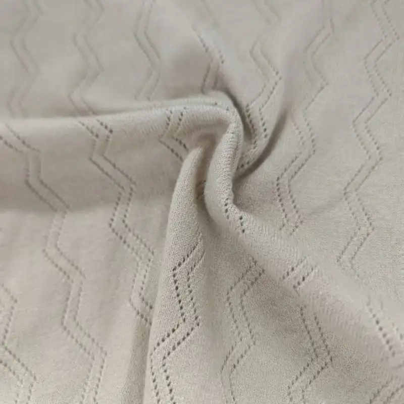 China Yarn for Full-Zipper Cardigan (Sweater),Half-Zipper Cardigan (Sweater),Crop Top Pullover (Sweater),T-shirt (Sweater),Hoodie  (Sweater) Semi-Worsted Spun Regular Yarn Wool black color buy from China wholesaler bulk order at wholesale price free worldwide shipping Alibaba