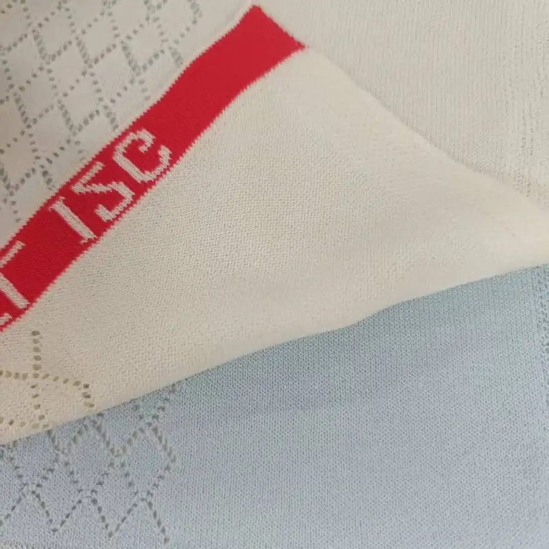 China Yarn for T-shirt (Sweater),Polo T-shirt (Sweater),Hoodie  (Sweater),Dresses (Cardigan Open) (Sweater) Worsted Spun Regular Yarn Viscose Nylon Red color buy from China wholesaler bulk order at wholesale price free worldwide shipping Alibaba