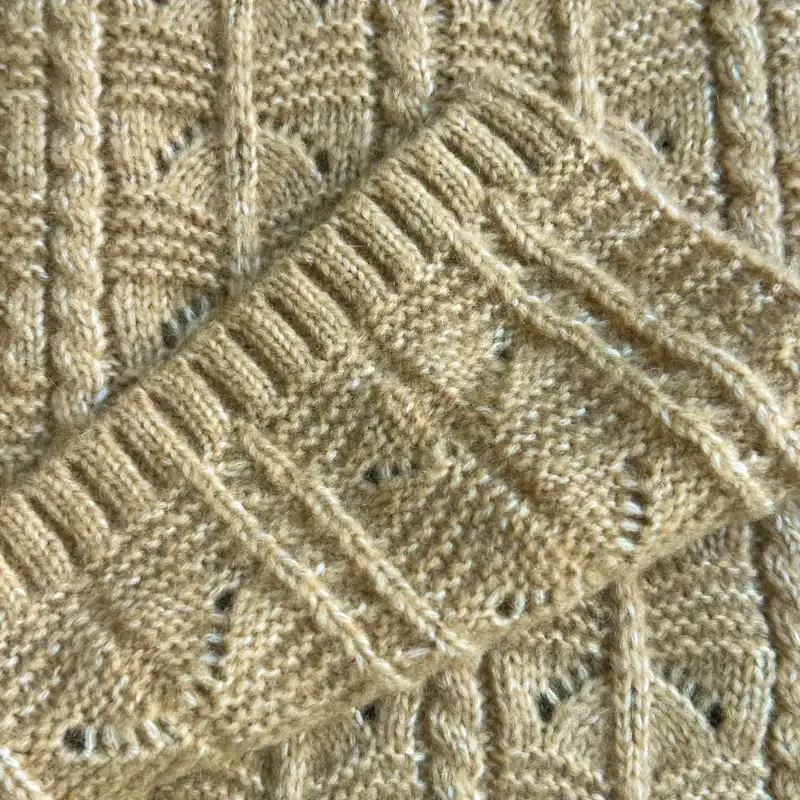 China Yarn for Men’s Vest (Sweater),Full-Zipper Cardigan (Sweater),Round Neck Pullover (Sweater),Men's Pants (Sweater),U-Neck Cardigan (Sweater) Air Spun Yarn Fancy Yarn Merino Wool Recycled Polyester Silk 灰色 color buy from China wholesaler bulk order at wholesale price free worldwide shipping Alibaba
