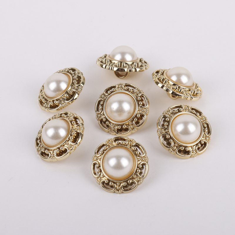 Gold 1 holes Plastic Button for Denim Jackets,Jackets,Blazer,Sweaters,Trench Coat,Down Jacket,Overcoat,Outdoor Jackets buy garments accessories in bulk from China wholesaler at wholesale price free worldwide shipping Alibaba