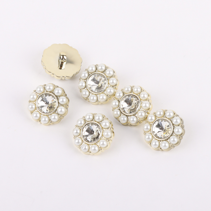 White 1 holes Plastic Button for Denim Jackets,Jackets,Blazer,Trench Coat,Overcoat buy garments accessories in bulk from China wholesaler at wholesale price free worldwide shipping Alibaba