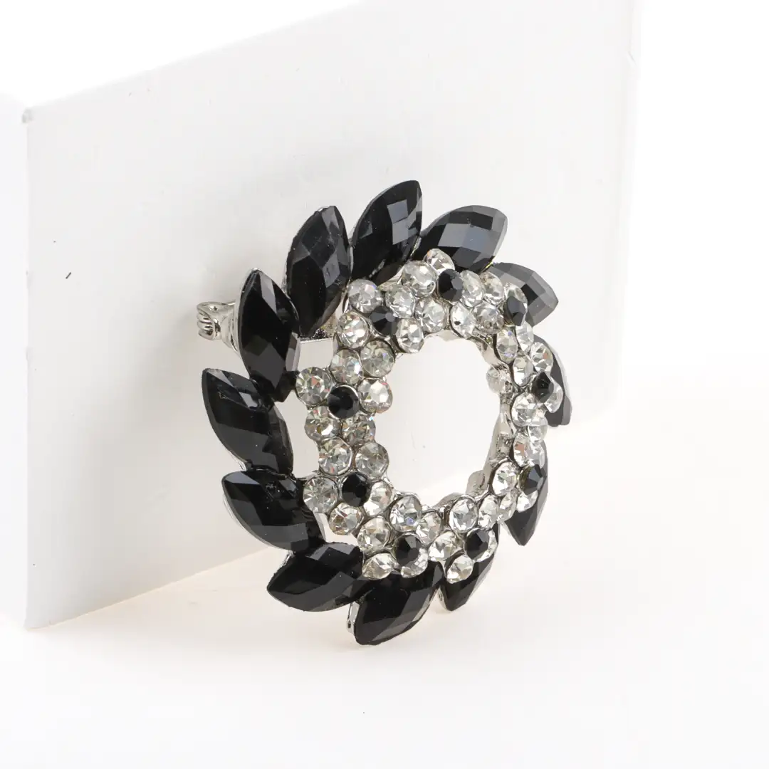 Multicolor  Ornaments Other Trims for Jackets,Overcoat buy garments accessories in bulk from China wholesaler at wholesale price free worldwide shipping Alibaba