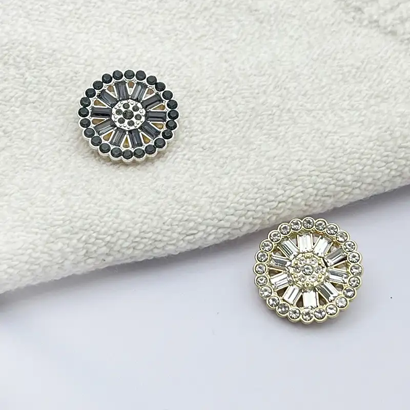 Multicolor 1 holes Metal Button for Shirt,T-Shirt,Polo Shirt,Blouse,Overcoat,Over Shirt buy garments accessories in bulk from China wholesaler at wholesale price free worldwide shipping Alibaba