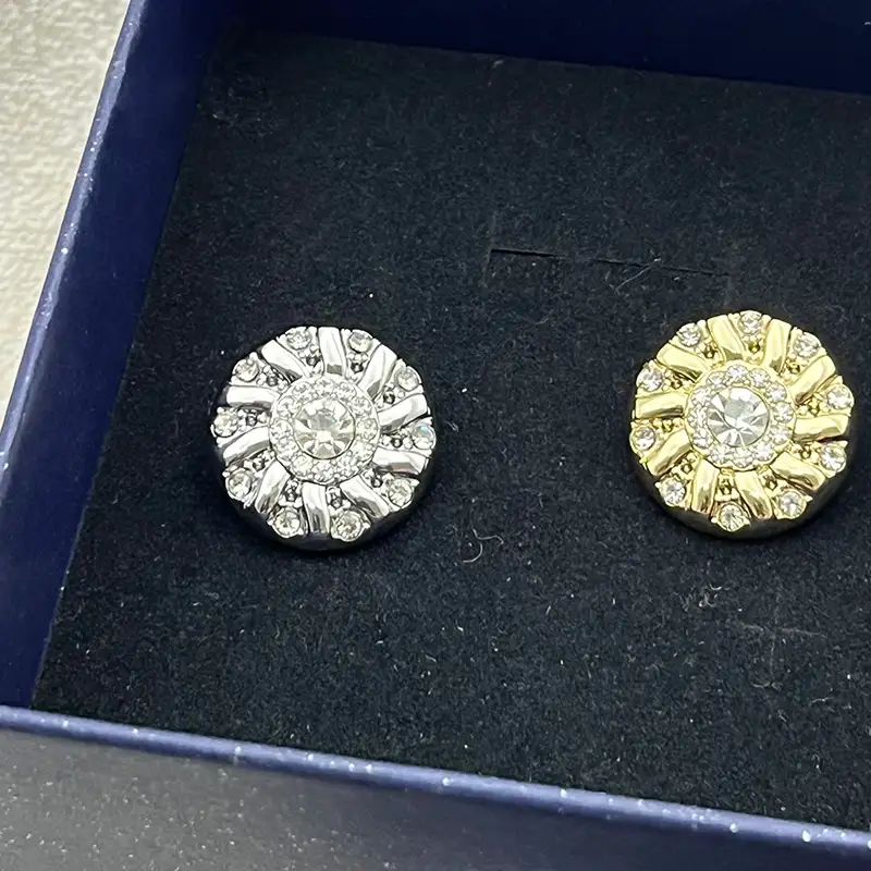 Multicolor 1 holes Metal Button for Shirt,Polo Shirt,Crop Top,Overcoat,Shirt Long Sleeve Button (Sweater),Shirt Half Sleeve Button (Sweater) buy garments accessories in bulk from China wholesaler at wholesale price free worldwide shipping Alibaba