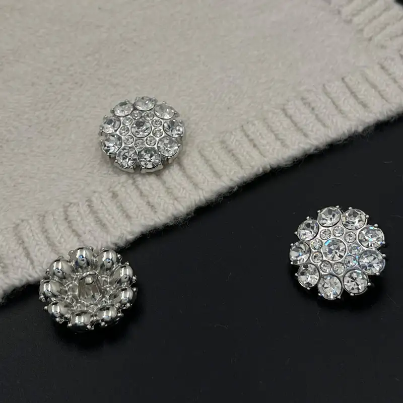 Multicolor 1 holes Metal Button for Shirt,Blouse,Overcoat buy garments accessories in bulk from China wholesaler at wholesale price free worldwide shipping Alibaba