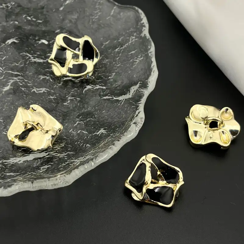 Multicolor 1 holes Metal Button for Shirt,T-Shirt,Blouse,Overcoat buy garments accessories in bulk from China wholesaler at wholesale price free worldwide shipping Alibaba