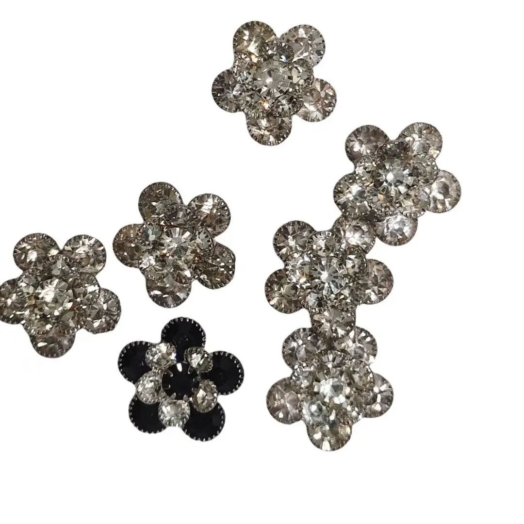 White  Ornaments Other Trims for Denim Jacket,Jackets,Crop Top,Skirt,Ladies Vest (Sweater),Dresses (Cardigan Open) (Sweater),Jeans buy garments accessories in bulk from China wholesaler at wholesale price free worldwide shipping Alibaba