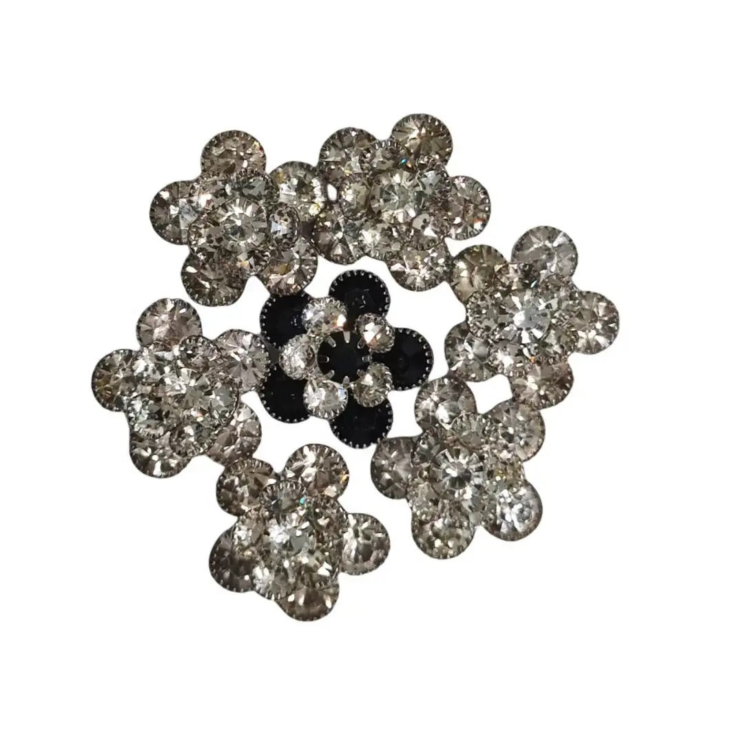 White  Ornaments Other Trims for Denim Jacket,Jackets,Crop Top,Skirt,Ladies Vest (Sweater),Dresses (Cardigan Open) (Sweater),Jeans buy garments accessories in bulk from China wholesaler at wholesale price free worldwide shipping Alibaba