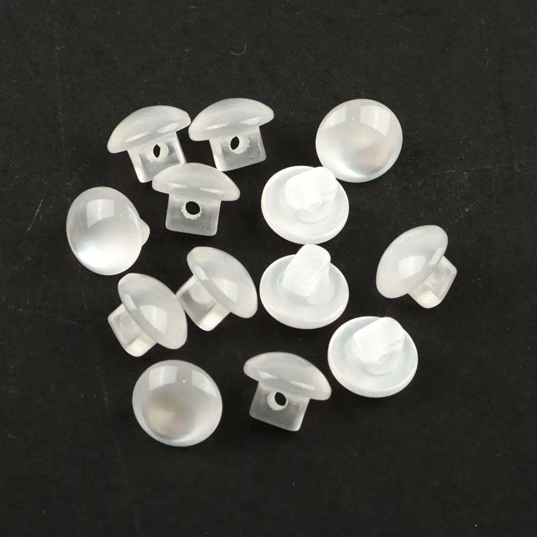 White 1 holes Resin Button for Shirt,Overcoat,Suit buy garments accessories in bulk from China wholesaler at wholesale price free worldwide shipping Alibaba