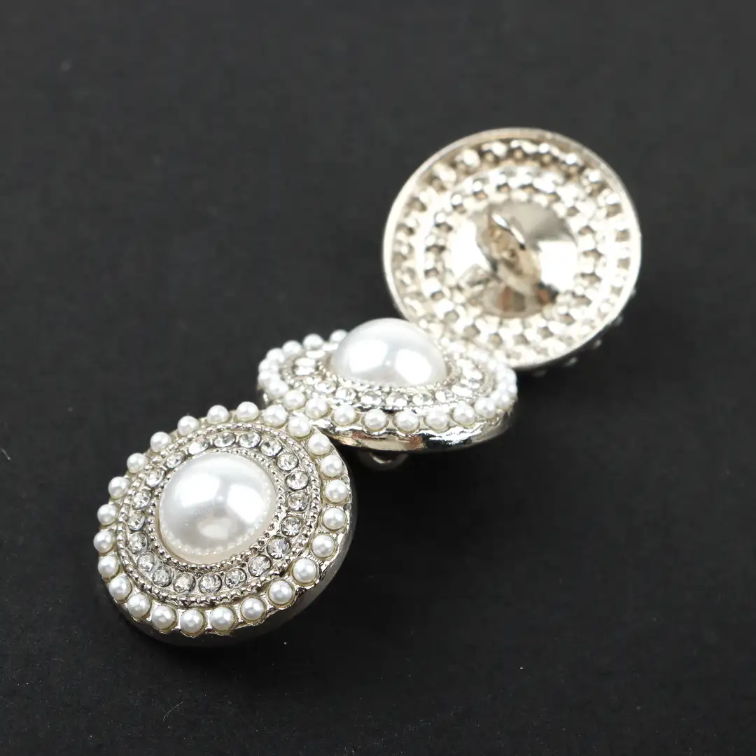 Silver 1 holes Metal Button for Jackets buy garments accessories in bulk from China wholesaler at wholesale price free worldwide shipping Alibaba