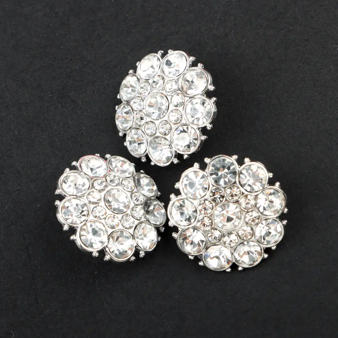 Silver 1 holes Metal Button for Overcoat buy garments accessories in bulk from China wholesaler at wholesale price free worldwide shipping Alibaba