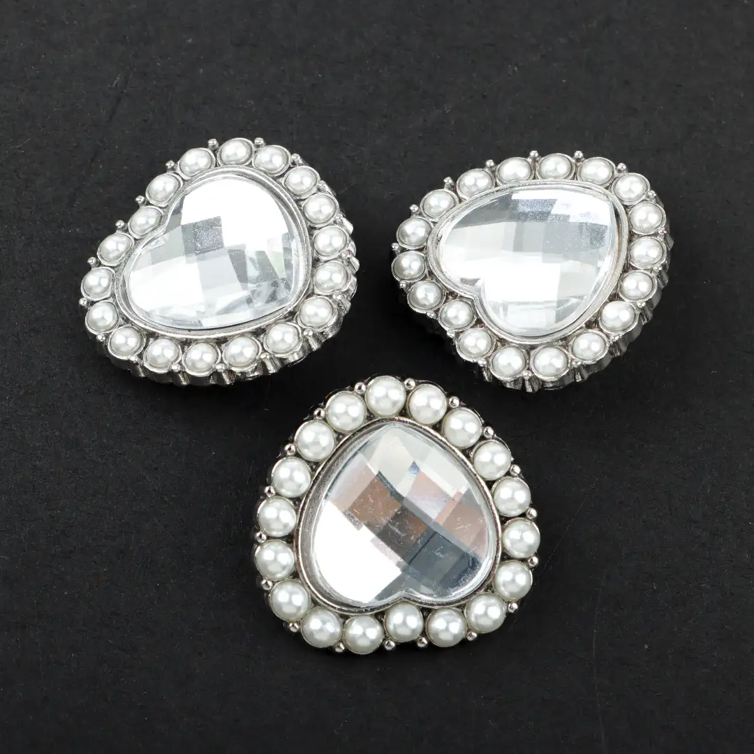 Silver 1 holes Metal Button for Overcoat buy garments accessories in bulk from China wholesaler at wholesale price free worldwide shipping Alibaba