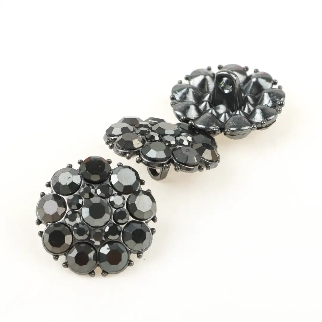 Black 1 holes Metal Button for Overcoat buy garments accessories in bulk from China wholesaler at wholesale price free worldwide shipping Alibaba