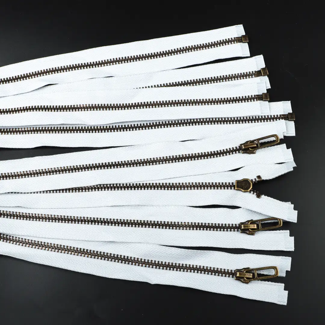 Green Open Metal Zippers Zipper for Overcoat buy garments accessories in bulk from China wholesaler at wholesale price free worldwide shipping Alibaba