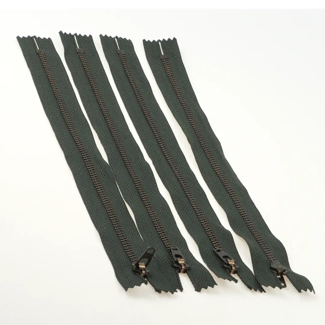 Green Close Metal Zippers Zipper for Overcoat buy garments accessories in bulk from China wholesaler at wholesale price free worldwide shipping Alibaba