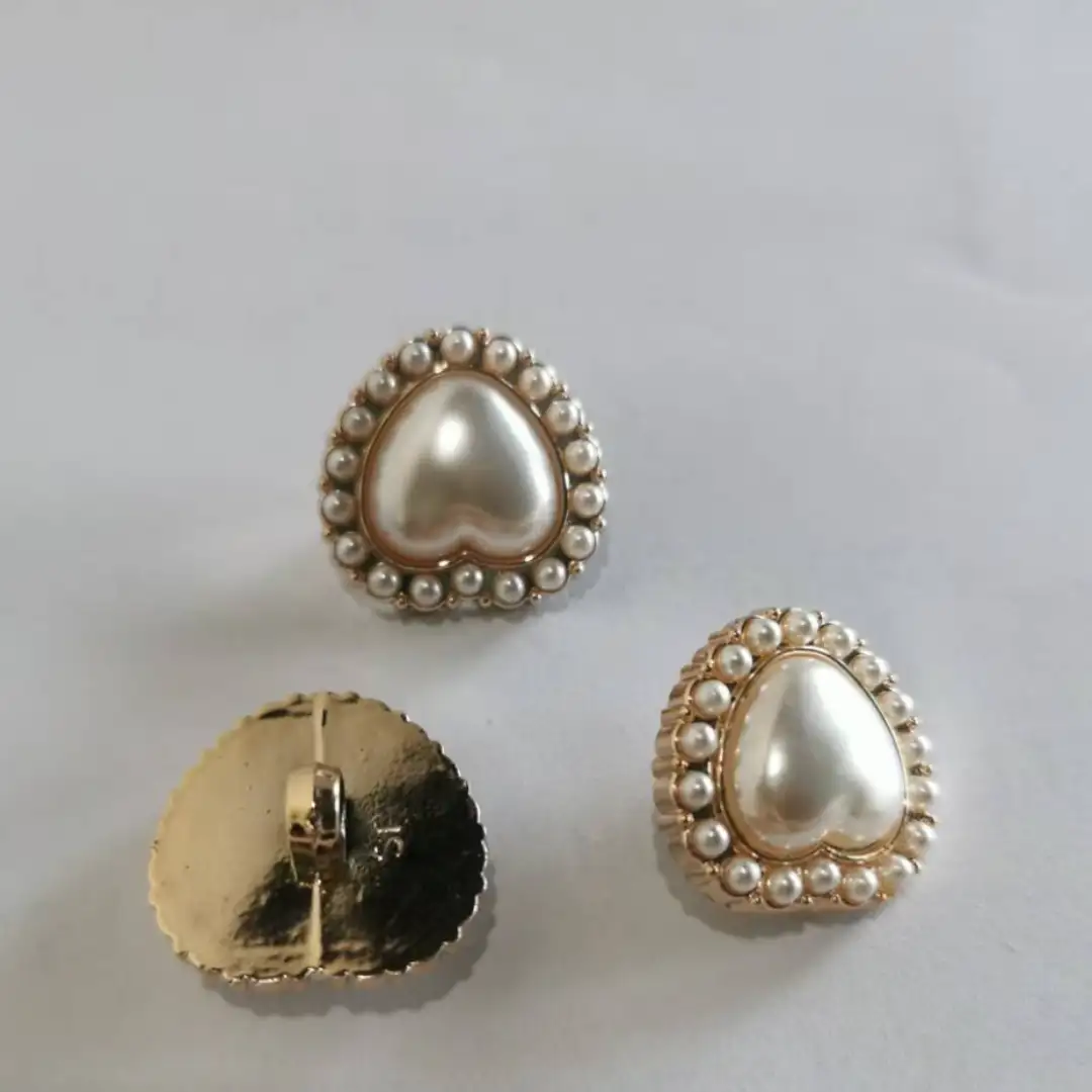 golden&white 1 holes Plastic Button for Blouse buy garments accessories in bulk from China wholesaler at wholesale price free worldwide shipping Alibaba